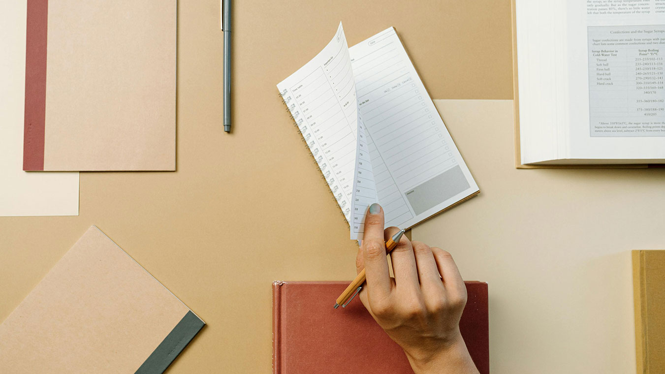 Soluzione Group - Il piano editoriale mensile serve ancora? Spoiler: non proprio.